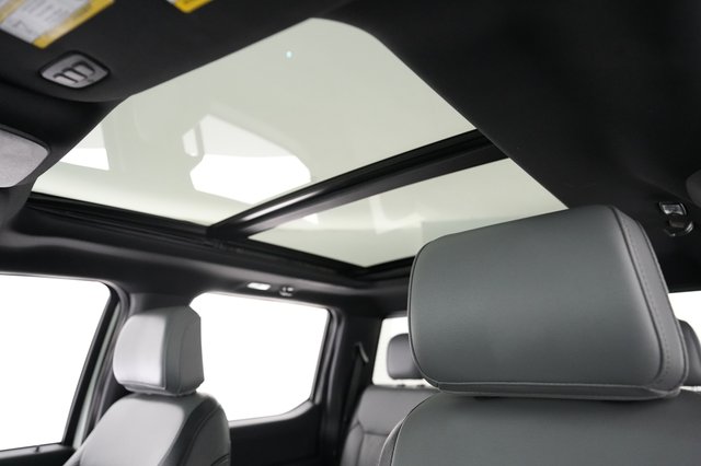 2022 Ford F-150 Lightning — photo 14 of 16