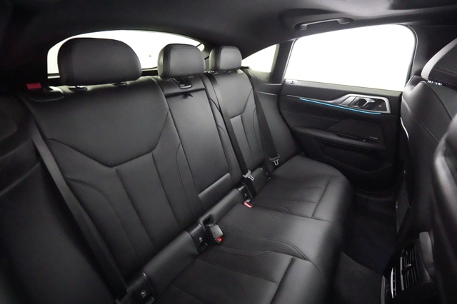 2023 BMW i4