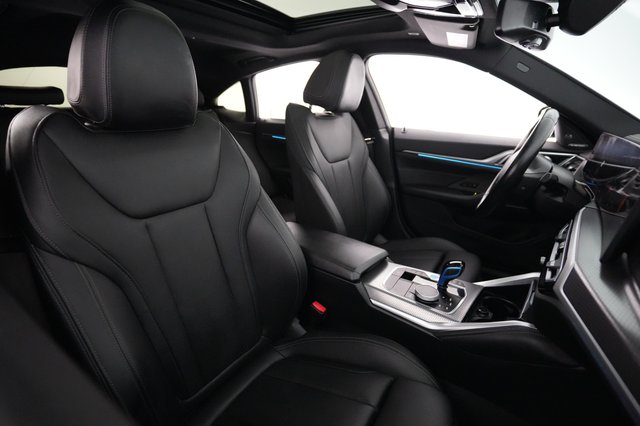 2023 BMW i4 — photo 18 of 20