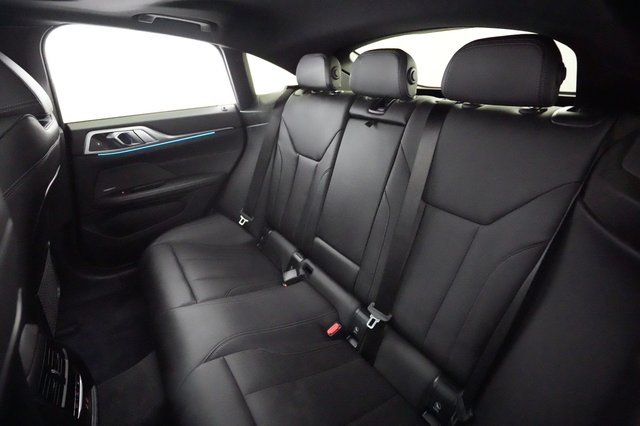 2023 BMW i4 — photo 19 of 20