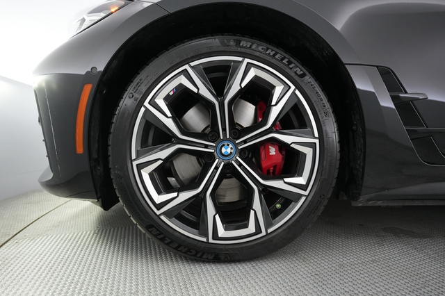 2023 BMW i4