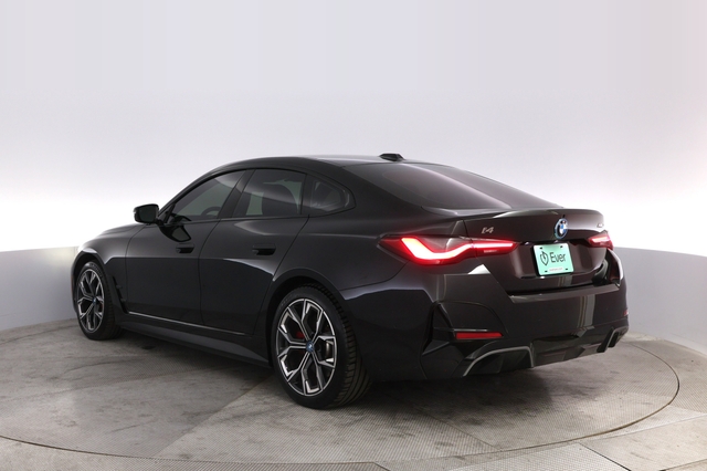 2023 BMW i4