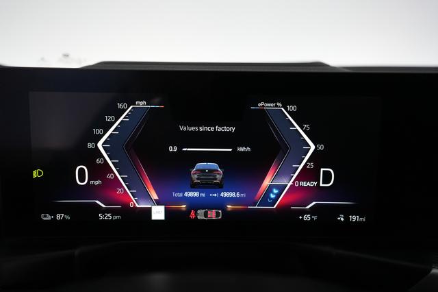 2023 BMW i4 — photo 5 of 20