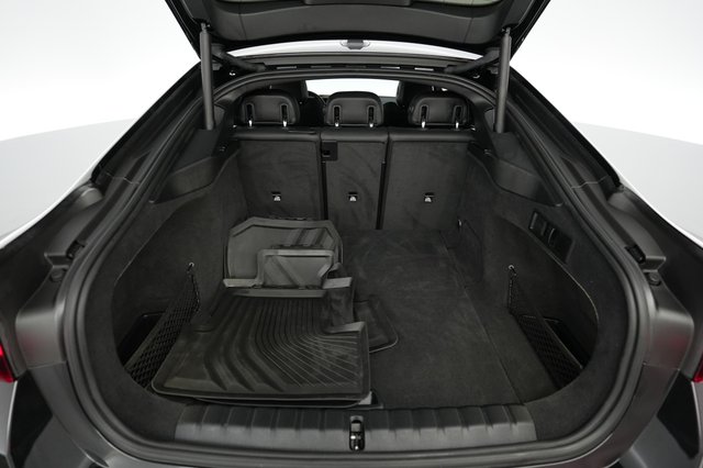 2023 BMW i4 — photo 6 of 20