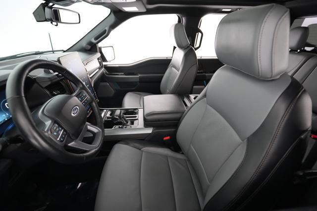2023 Ford F-150 Lightning — photo 3 of 16