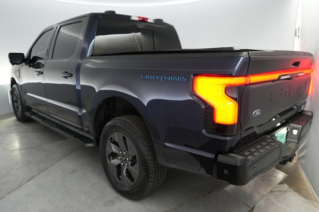 2023 Ford F-150 Lightning — photo 2 of 16