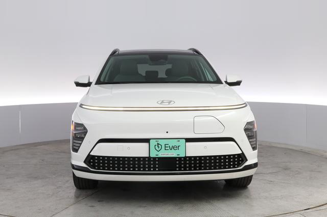 2024 Hyundai Kona Electric — photo 9 of 21
