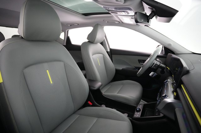 2024 Hyundai Kona Electric — photo 18 of 21
