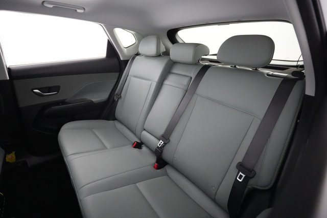 2024 Hyundai Kona Electric — photo 19 of 21