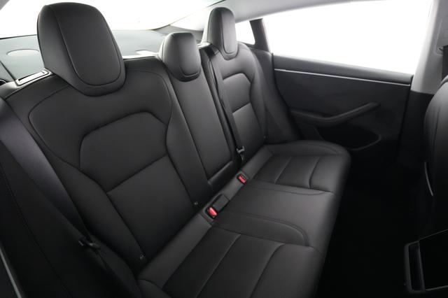 2024 Tesla Model 3 — photo 4 of 20