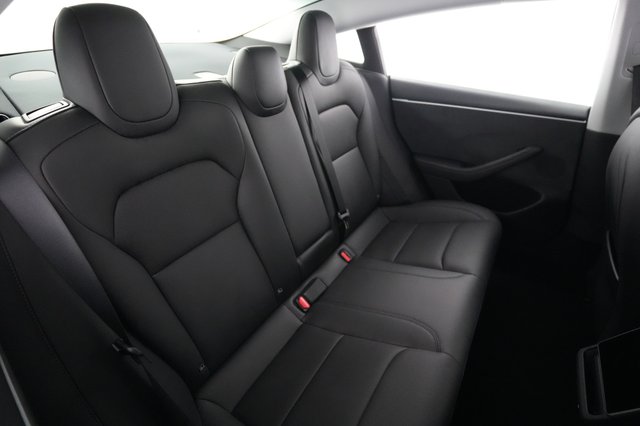 2024 Tesla Model 3 — photo 4 of 20