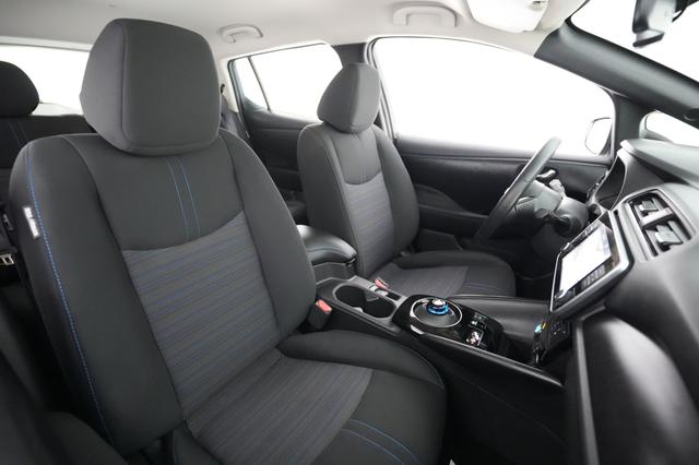 2024 Nissan LEAF — photo 4 of 20