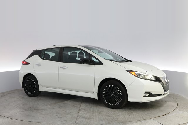 2023 Nissan LEAF — photo 11 of 20