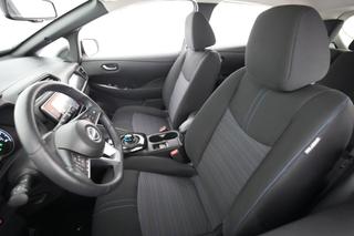 2023 Nissan LEAF — photo 3 of 20