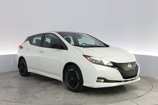2023 Nissan LEAF — photo 10 of 20