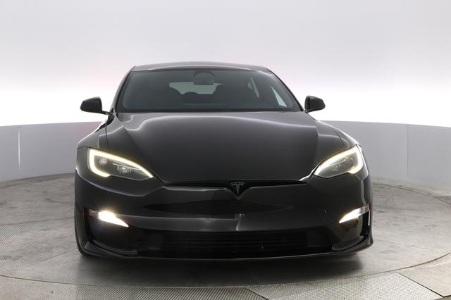 2023 Tesla Model S — photo 9 of 21