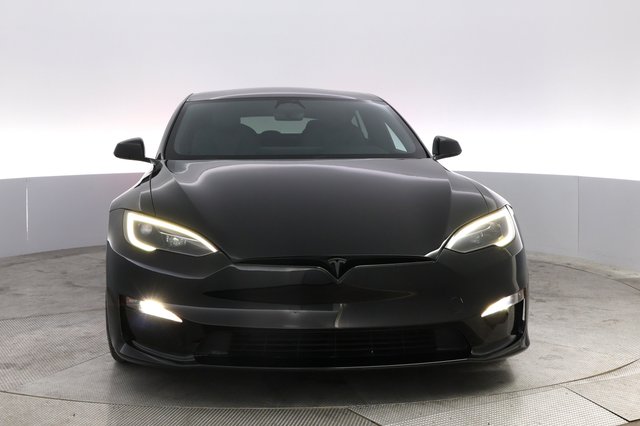2023 Tesla Model S — photo 9 of 21