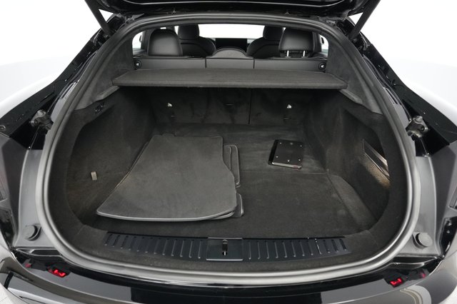 2023 Tesla Model S — photo 6 of 21