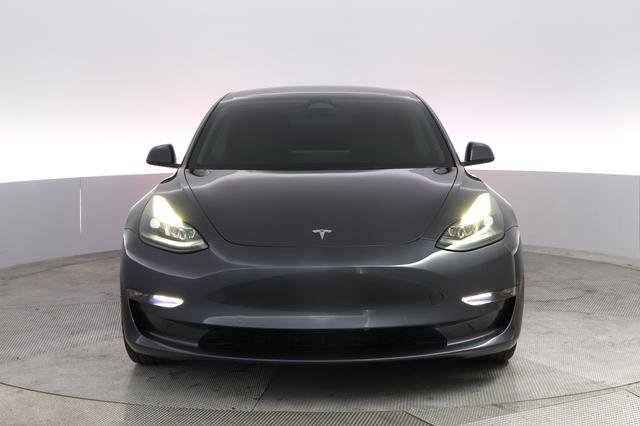 2022 Tesla Model 3 — photo 9 of 21