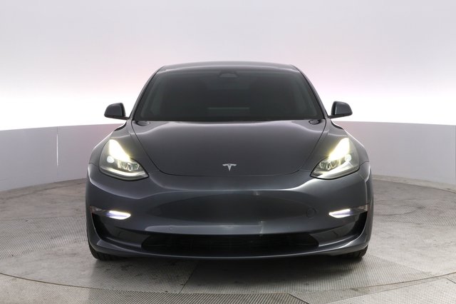 2022 Tesla Model 3 — photo 9 of 21