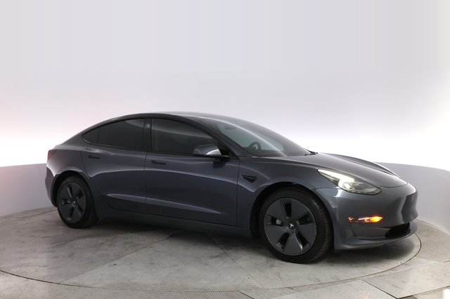 2022 Tesla Model 3 — photo 11 of 21