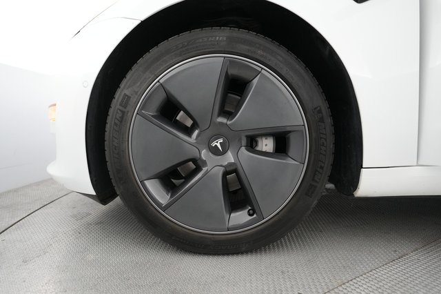 2022 Tesla Model 3 — photo 15 of 22
