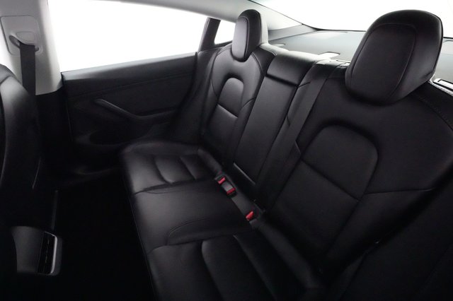 2022 Tesla Model 3 — photo 19 of 22