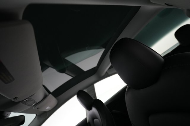 2022 Tesla Model 3 — photo 20 of 22