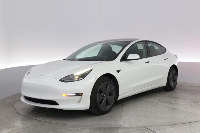 2022 Tesla Model 3 — VIN 5YJ3E1EB4NF315911