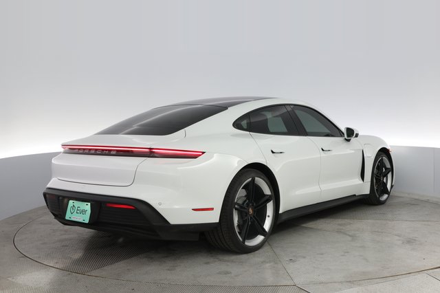 2021 Porsche Taycan — photo 2 of 20