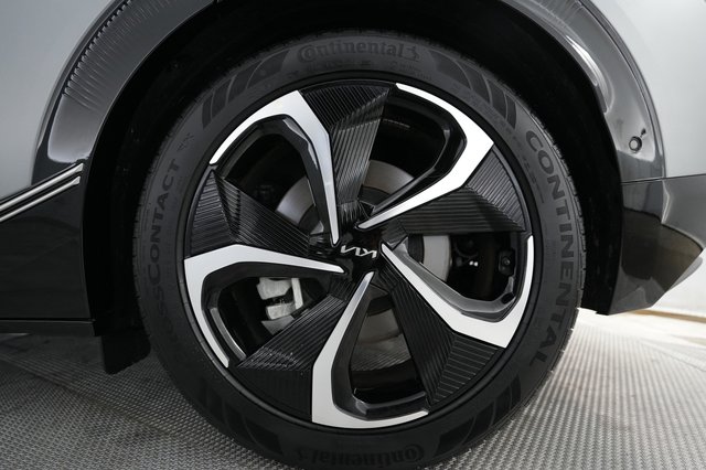2022 Kia EV6 — photo 16 of 21