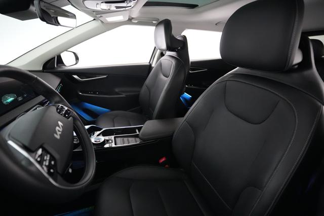 2022 Kia EV6 — photo 3 of 21