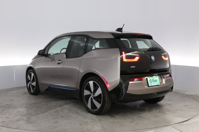 2014 BMW i3 — photo 13 of 20
