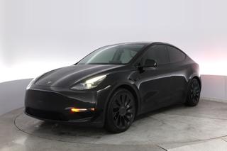 2022 Tesla Model Y — VIN 7SAYGDEF4NF484320
