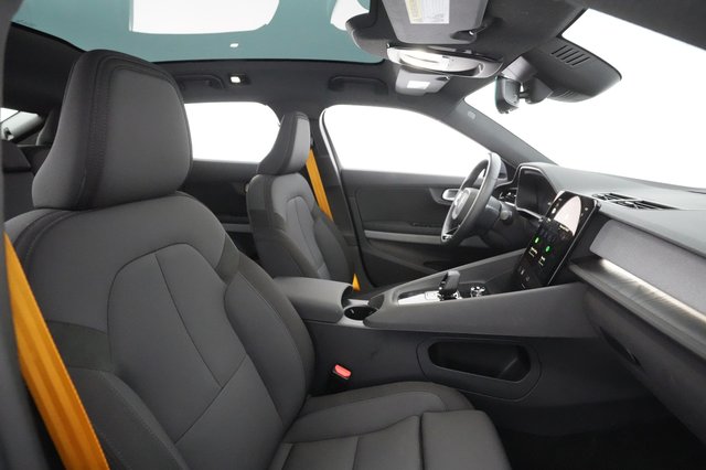 2021 Polestar 2 — photo 19 of 32