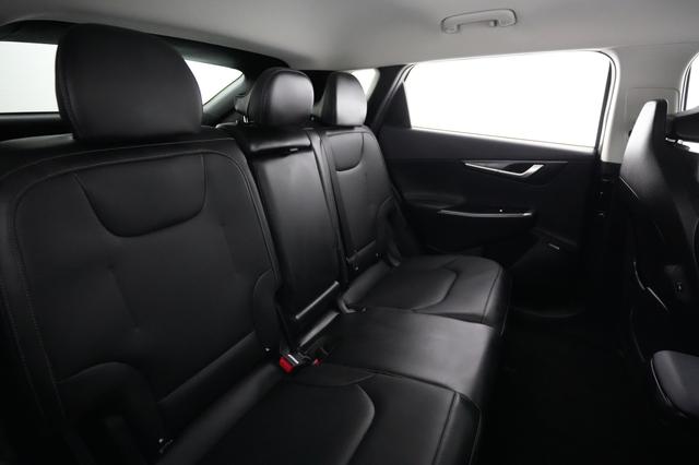 2023 Kia EV6 — photo 4 of 21