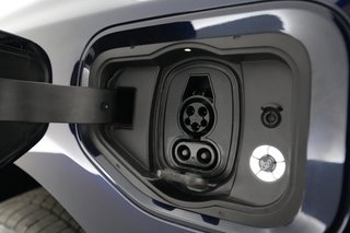 2024 Ford F-150 Lightning — photo 8 of 17