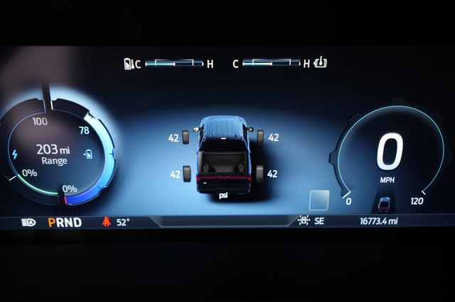 2024 Ford F-150 Lightning — photo 5 of 17