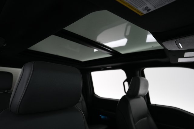 2024 Ford F-150 Lightning — photo 14 of 17