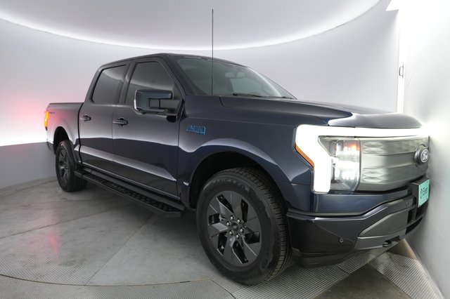 2024 Ford F-150 Lightning — VIN 1FT6W5L72RWG14038