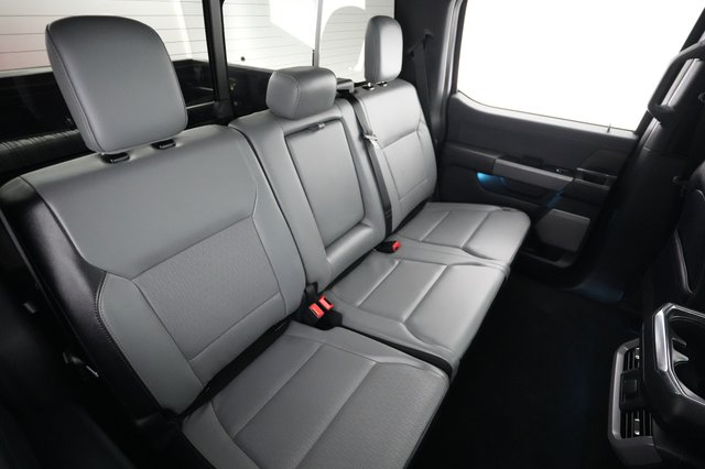 2024 Ford F-150 Lightning — photo 4 of 17