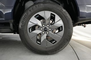 2024 Ford F-150 Lightning — photo 11 of 17
