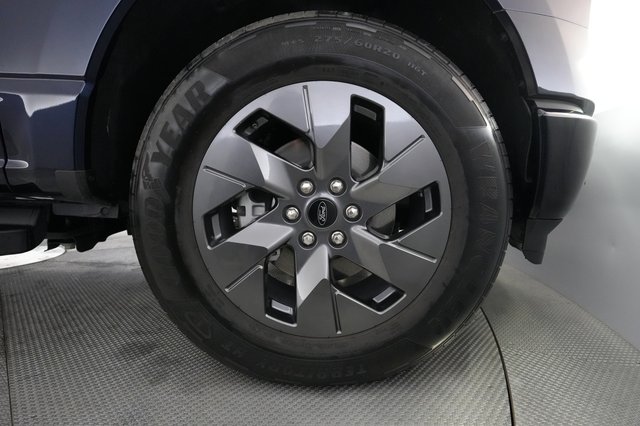 2024 Ford F-150 Lightning — photo 9 of 17