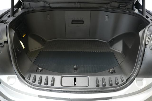 2024 Ford F-150 Lightning — photo 6 of 16