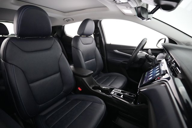 2022 Chevrolet Bolt EUV — photo 18 of 24