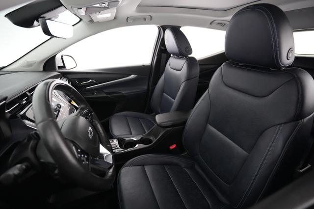 2022 Chevrolet Bolt EUV — photo 3 of 24