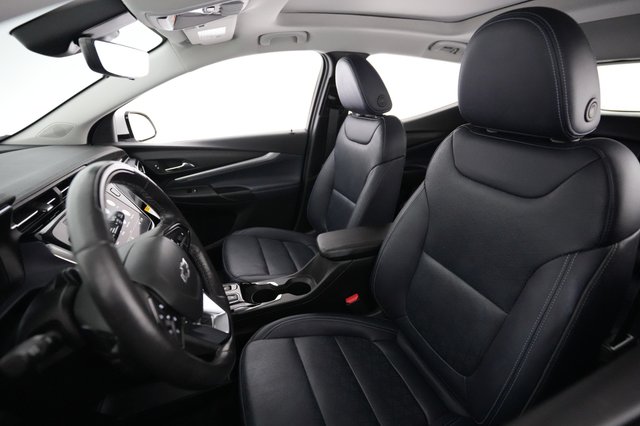 2022 Chevrolet Bolt EUV — photo 3 of 24