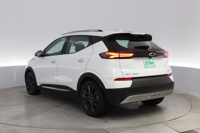 2022 Chevrolet Bolt EUV — photo 13 of 24