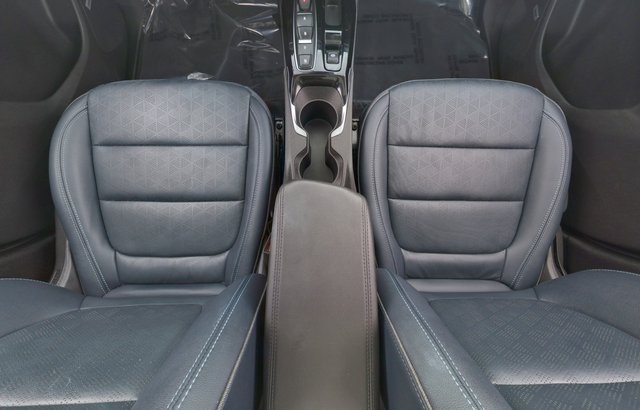 2022 Chevrolet Bolt EUV — photo 22 of 24