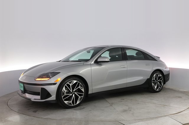 2023 Hyundai IONIQ 6 — photo 14 of 22